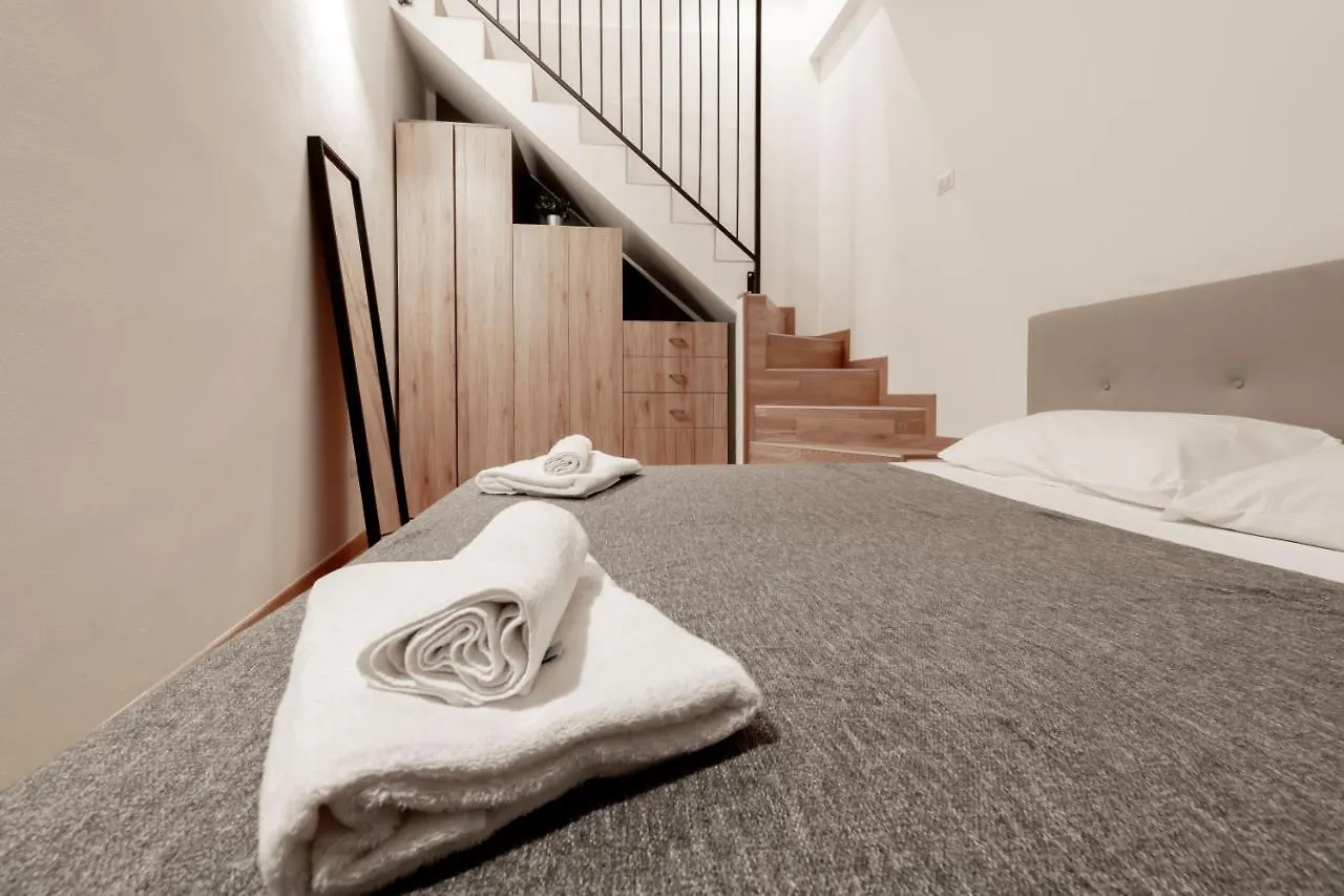 Realkasa La Finestrella Sui Portici Apartamento Bolonha