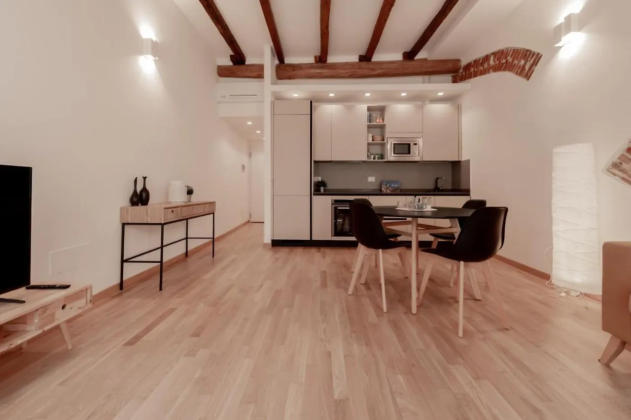 Realkasa La Finestrella Sui Portici Apartamento Bolonha 0*,  Itália