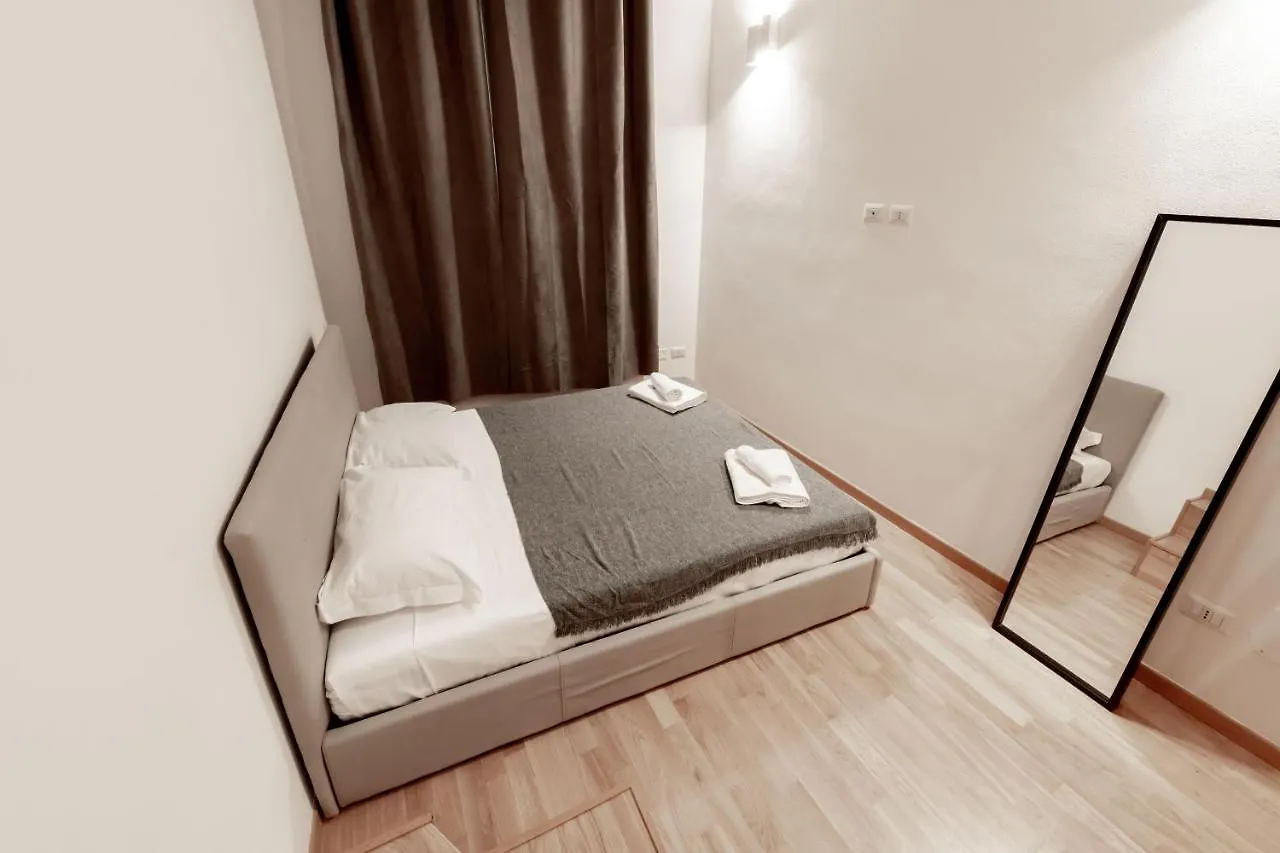 Realkasa La Finestrella Sui Portici Apartamento Bolonha 0*,